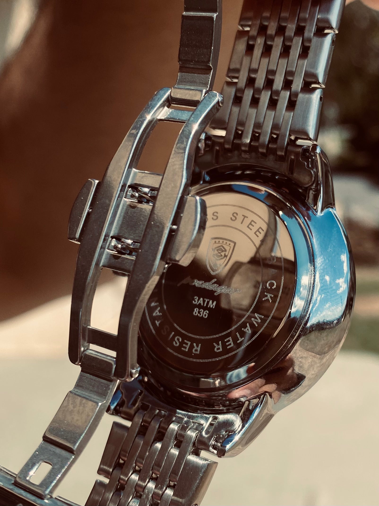 [Buy 1 get 2] Quartz watch and an All Black for free